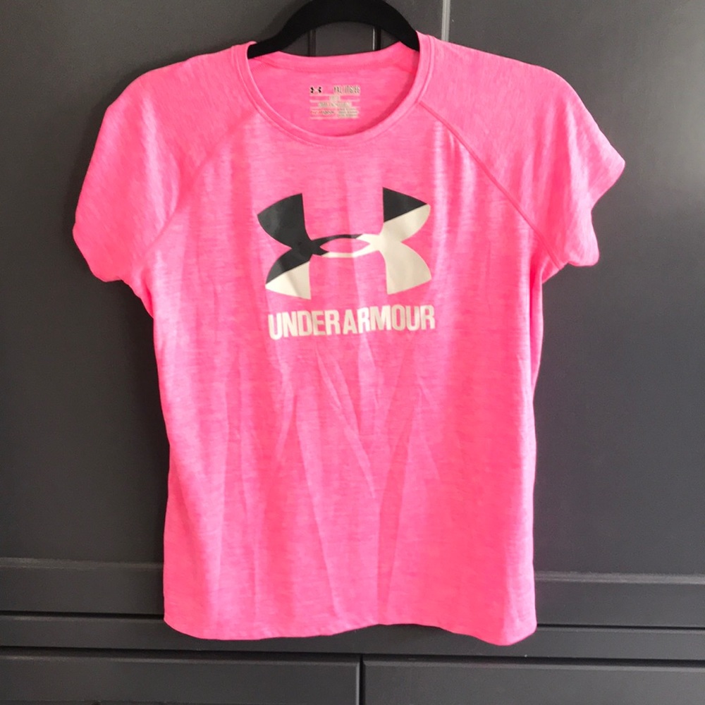 Under Armour t shirt